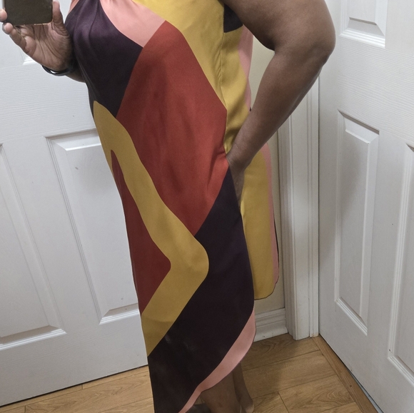 Handkerchief dress with pockets! - size large - Picture 8 of 8